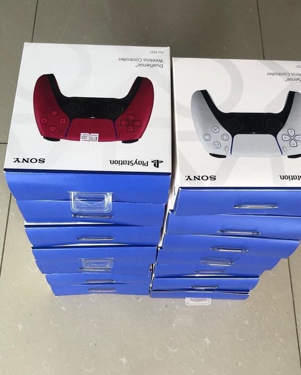PS5 Controllers Pallet